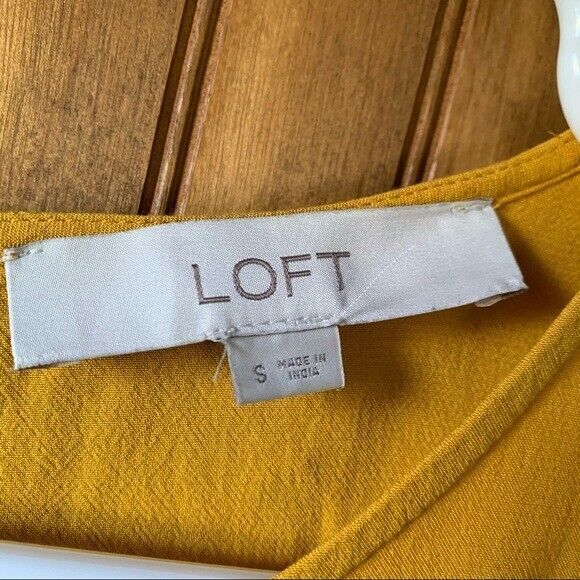 LOFT Gold Embroidered Floral Front-Tie Blouse  Women's Size Small - Picture 5 of 10
